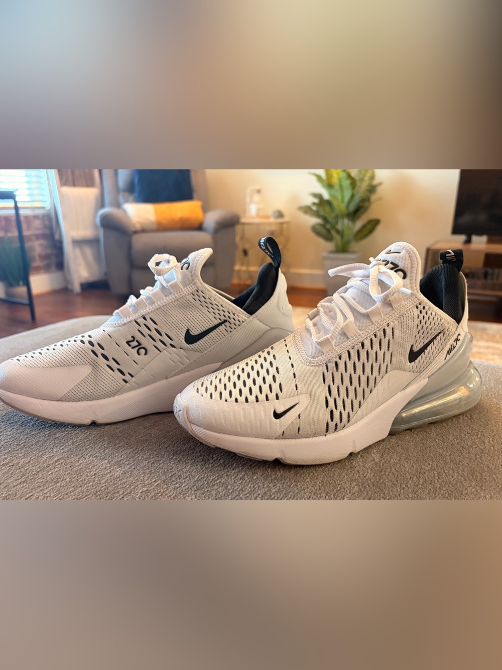 Nike Air Max 270 Men's Sneakers - White/Black